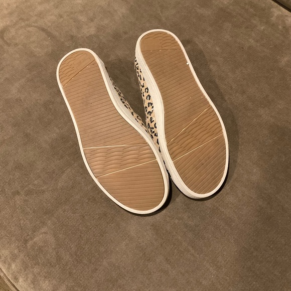 Toms classic slip on canvas shoes - Picture 6 of 6